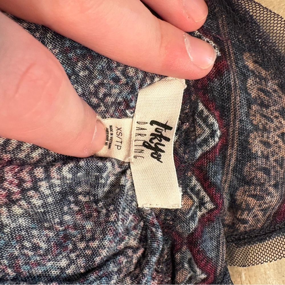 Tokyo Darling Multicolor Patterned Camisole - Picture 3 of 3